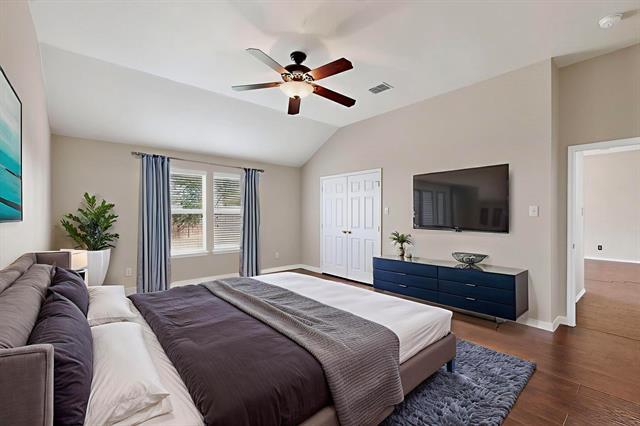 Photo - 2800 Briargrove Ln