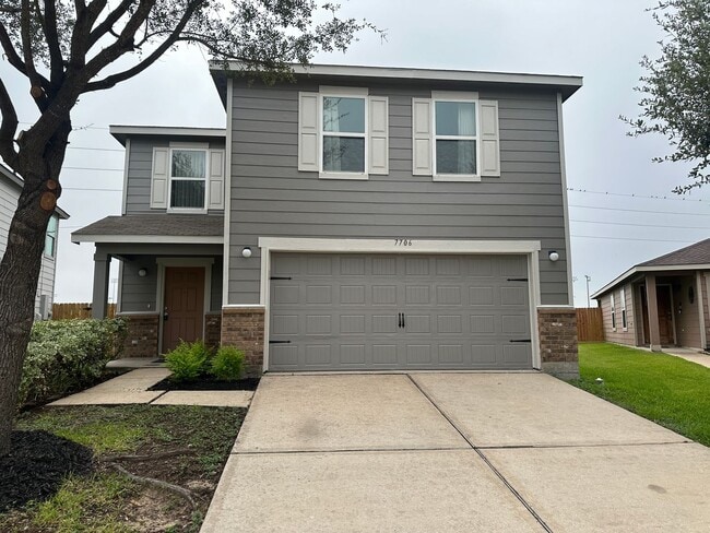 For Lease | 4 Bed, 3 Bath |2,492 Sq Ft | C... - For Lease | 4 Bed, 3 Bath |2,492 Sq Ft | C... House