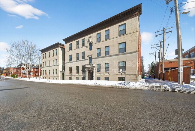 Photo - 322 N Boyle Ave Unit 3N