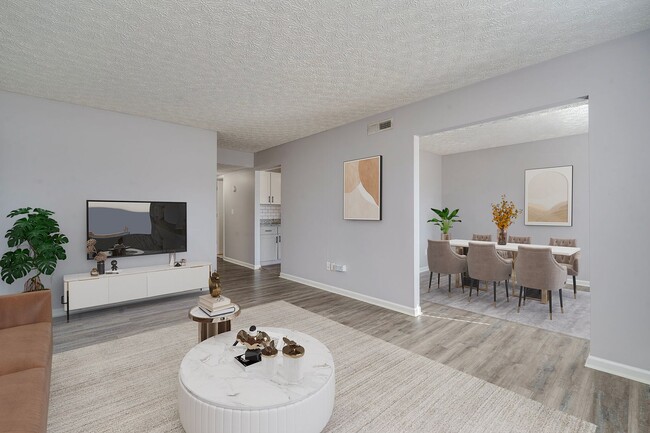 Photo - Augusta Square