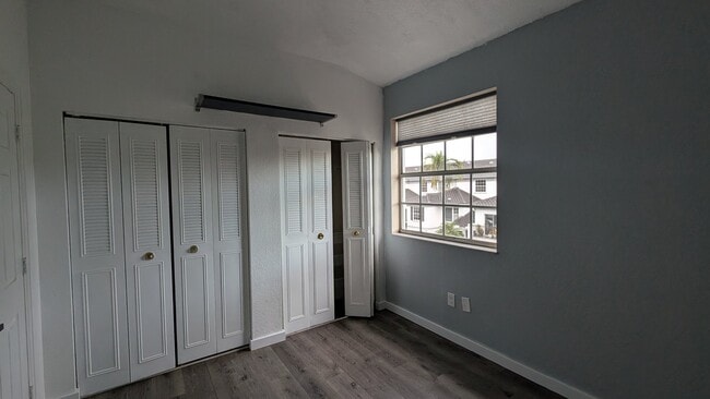 721 SW 148th Ave