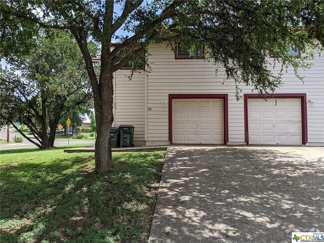 Building Photo - 300 Craddock Ave Unit 300 Rental