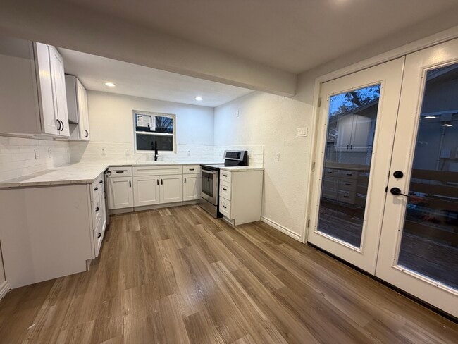 Photo - 2006 Cates St