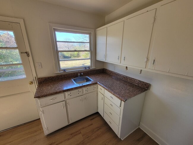 Photo - 3 Bedroom 1 Bathroom House