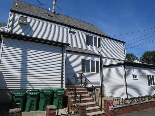 Photo - 1 Winchester Pl Unit 2