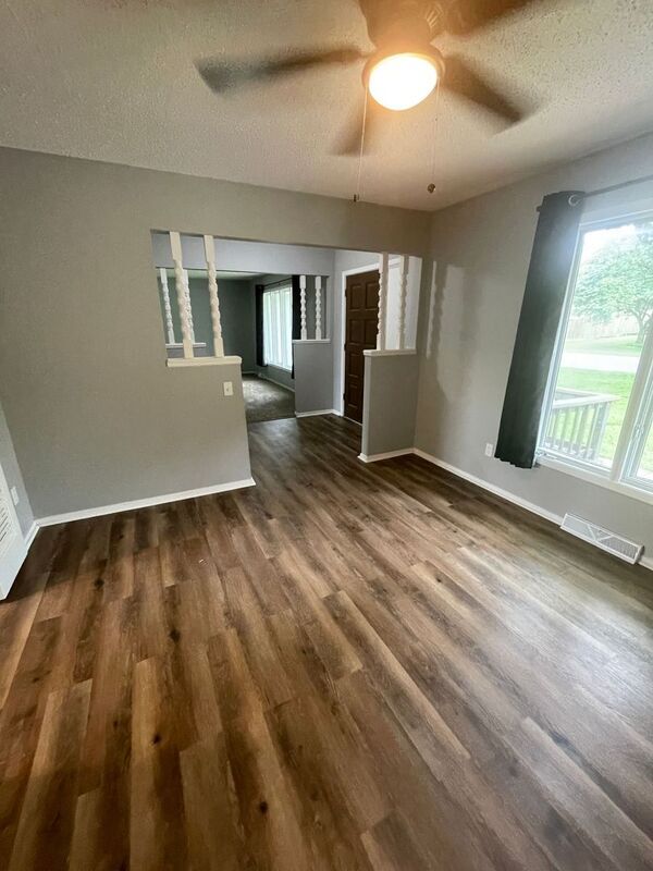 Photo - 2556 W Cardinal St