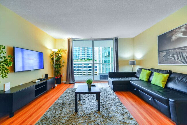 Photo - 1200 Brickell Bay Dr Apartment Unit FL21-ID1022204P