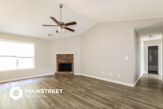 Photo - 125 Waters Edge Dr