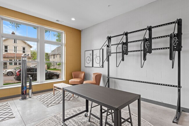 Photo - 1000 Main Street Apartments