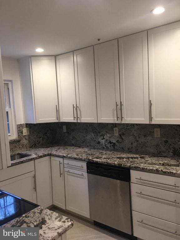 Photo - 8390 Montgomery Run Rd Unidad B