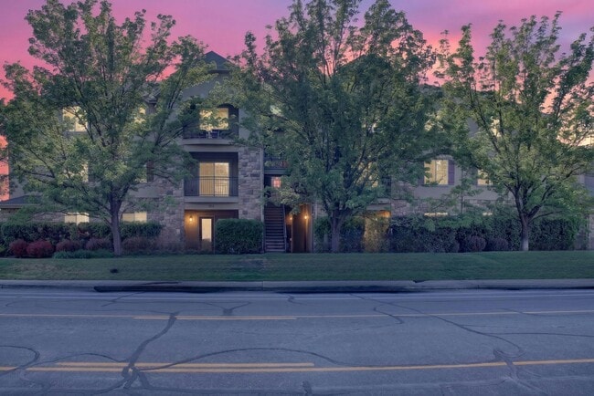 203 N 1200 W