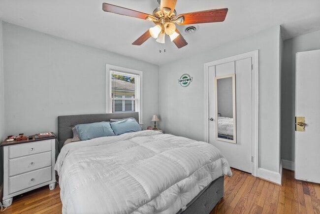 Photo - 1309 Willow St