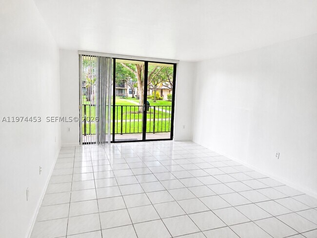 Photo - 13020 SW 92nd Ave Unit A106