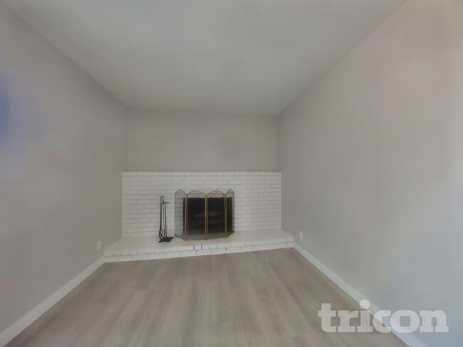 Photo - 1508 Crestview Dr