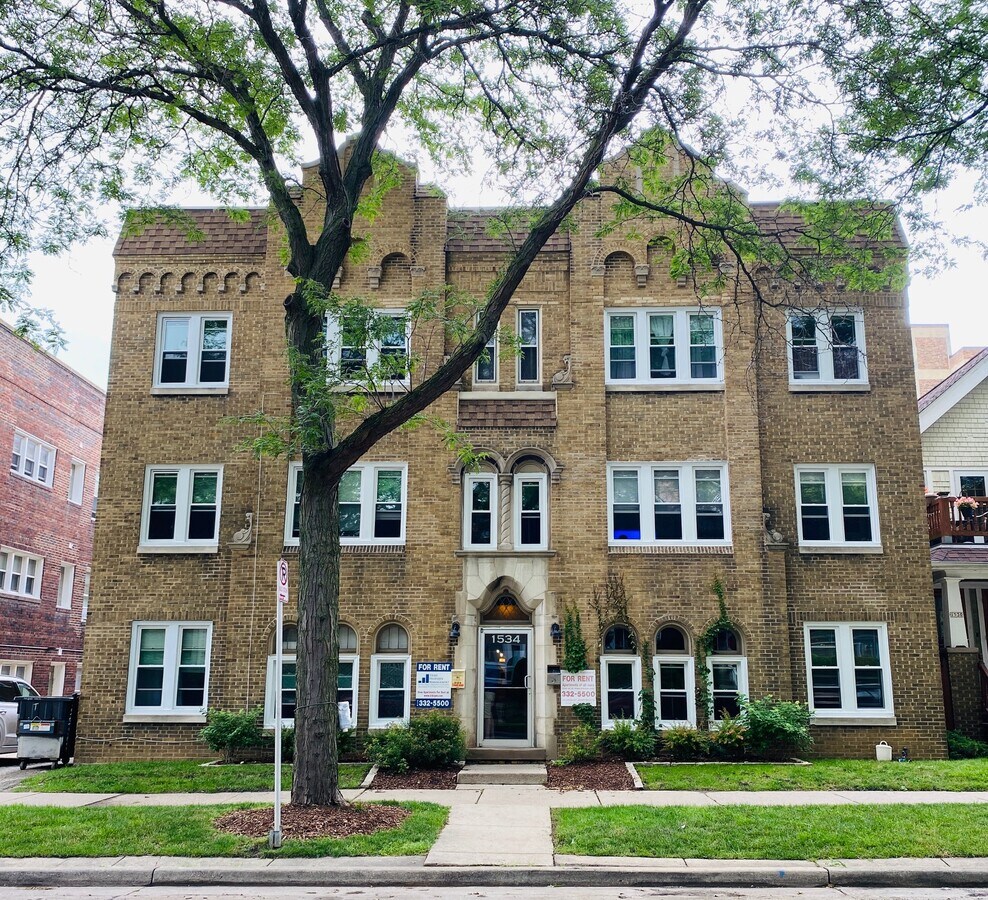 Humboldt Apartments - Humboldt Apartments