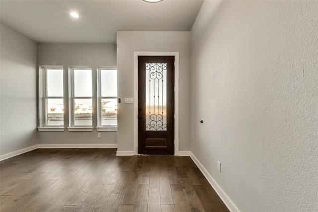 Photo - 5947 Rivendell Dr