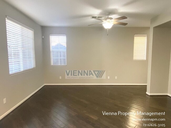 Photo - 131 Candela Cir