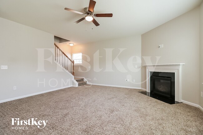 Photo - 43 S Great White Way