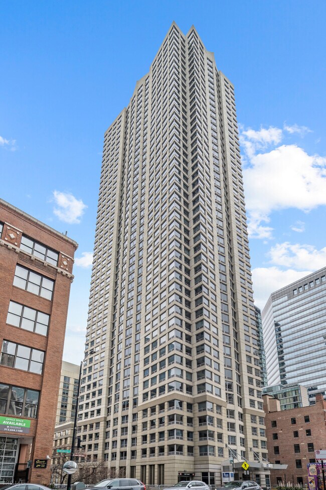 Photo - 280 N Wabash Ave
