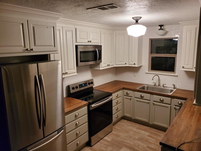 Photo - 13291 I-10