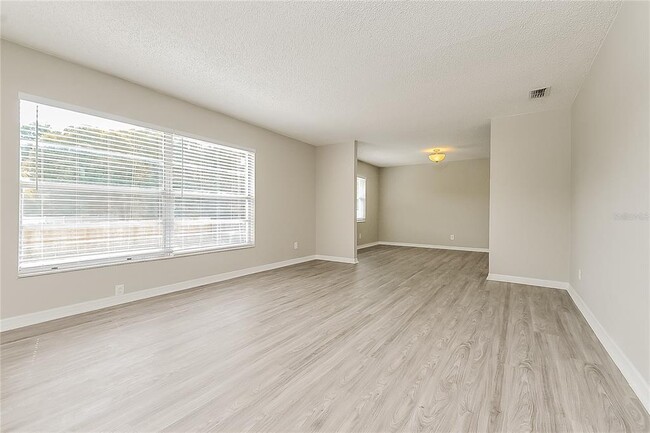 Photo - 2902 Ripplewood Dr