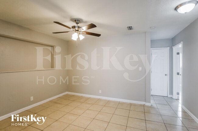 Photo - 421 SW 29th Ave