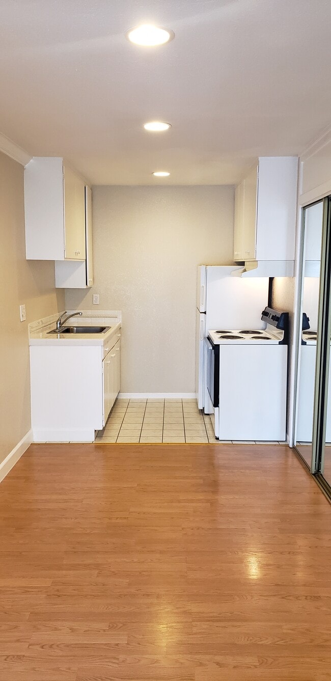 All Single Story Apartment Community