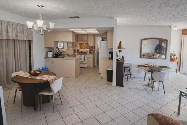 Photo - 218 Olive Ave