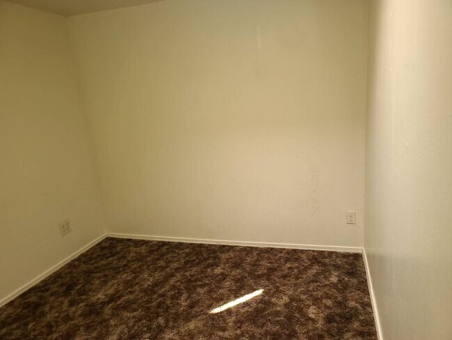 Photo - 247 W 2nd Ave Unit 247 (Back House)