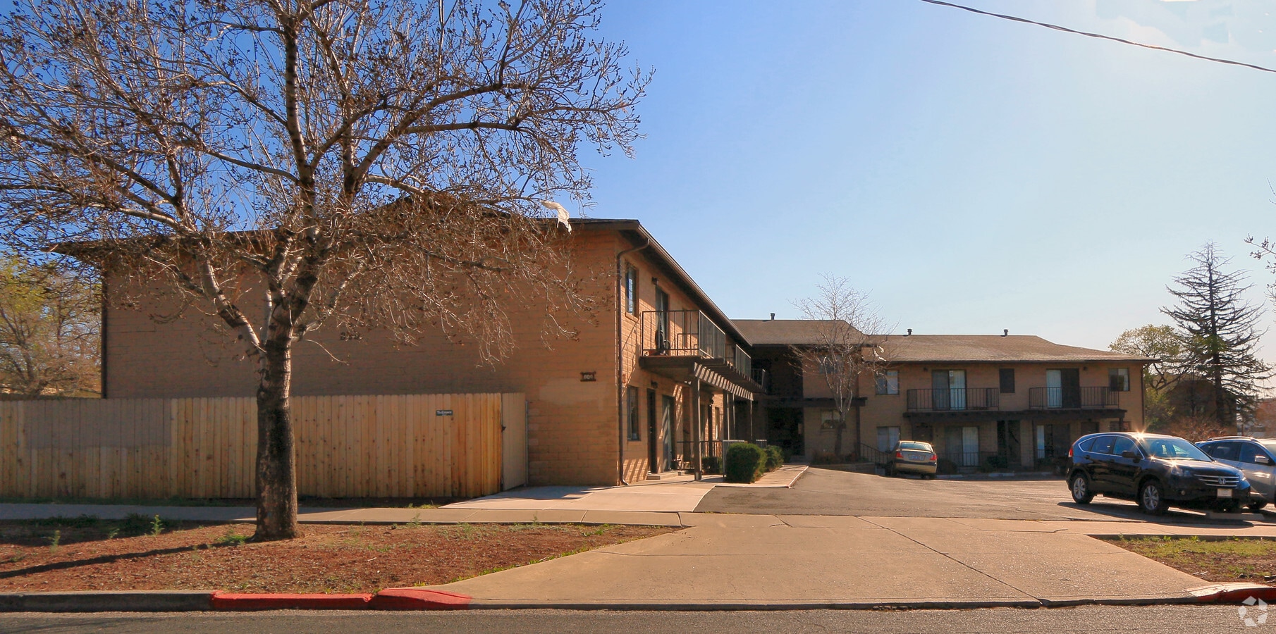 Aurora Reno - Aurora Reno Apartments