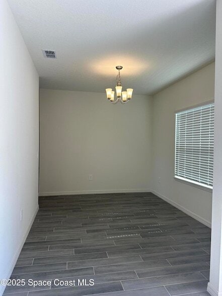 Photo - 852 Remsen Ave NW