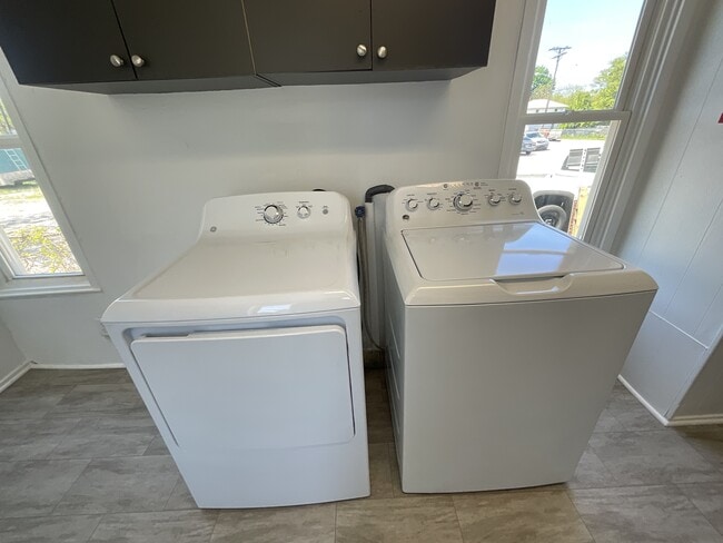 Photo - 516 E Boundary Ave