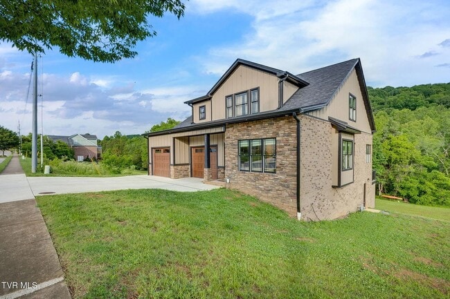 Photo - 1007 Shadyside Dr