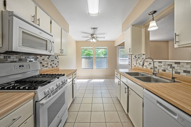 Photo - 14203 Sussman Ct