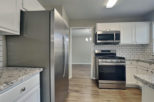 Photo - 5 Regency Ct