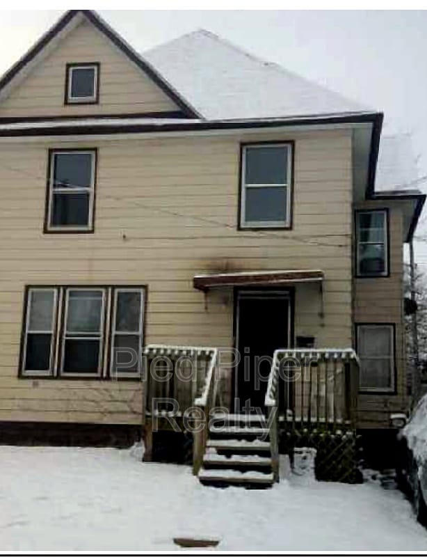 Building Photo - 253 1/2 W Pleasant St