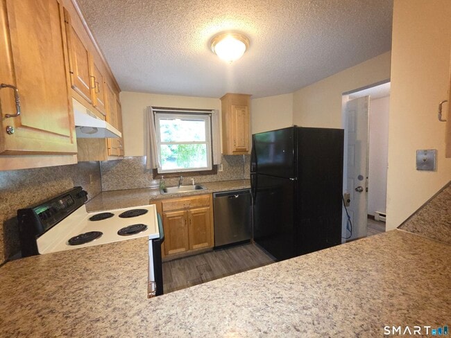 883 Rubber Ave Unit 3