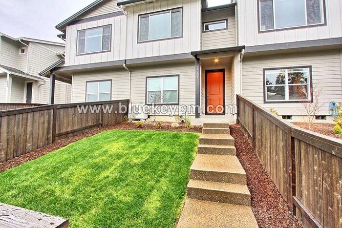 3 Bed, 2.5 Bath Townhome in Near WSU and L... - 3 Bed, 2.5 Bath Townhome in Near WSU and L...