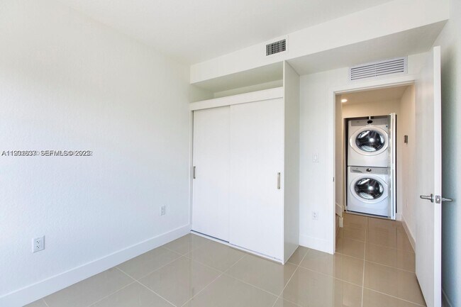 Photo - 25810 SW 144th Ave