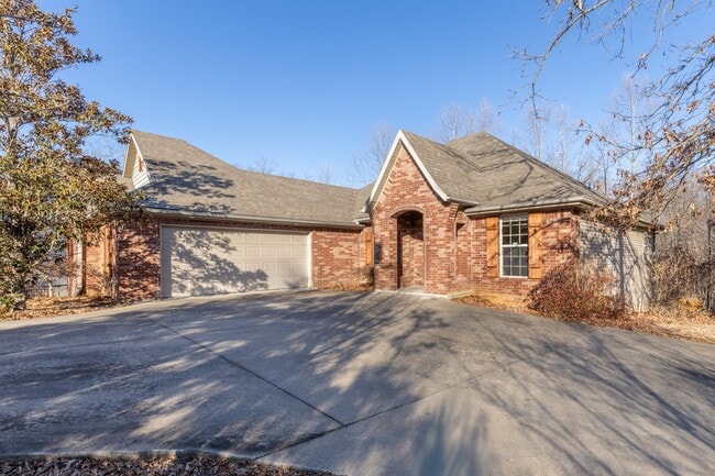 Photo - 1 Winchester Ln