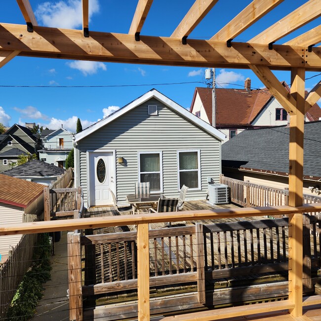 Cottage has a Huge Deck - 2235 N 1st St Townhome