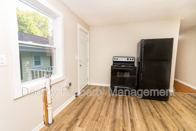 Photo - 2215 Allin St Unit A