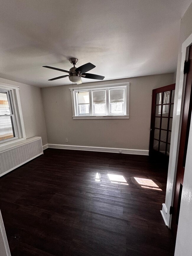 Photo - 203 N Reber St