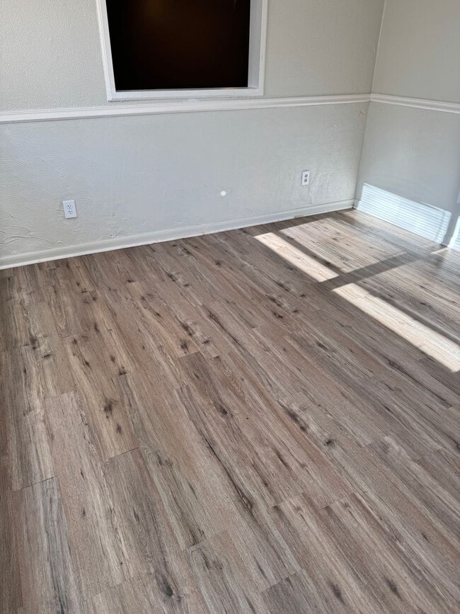 Photo - 221 Remus Ln