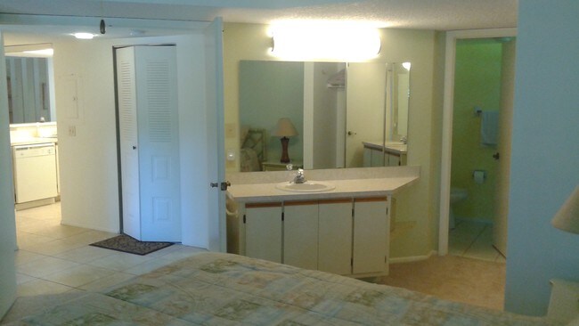 Master Bedroom - 19505 Quesada Ave Unit GG201