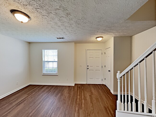 Photo - 2999 Storybook Ln