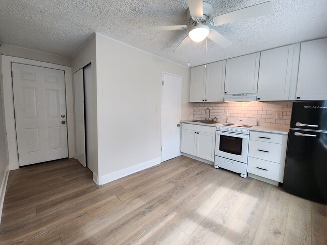 Photo - P198 - #5A Holiday Inn Unit P198 - #5A Holiday Inn - 3000 Beach Blvd S