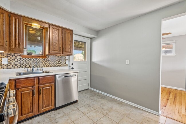 Photo - Newly updated 3Bed/1.5bath in West Mifflin