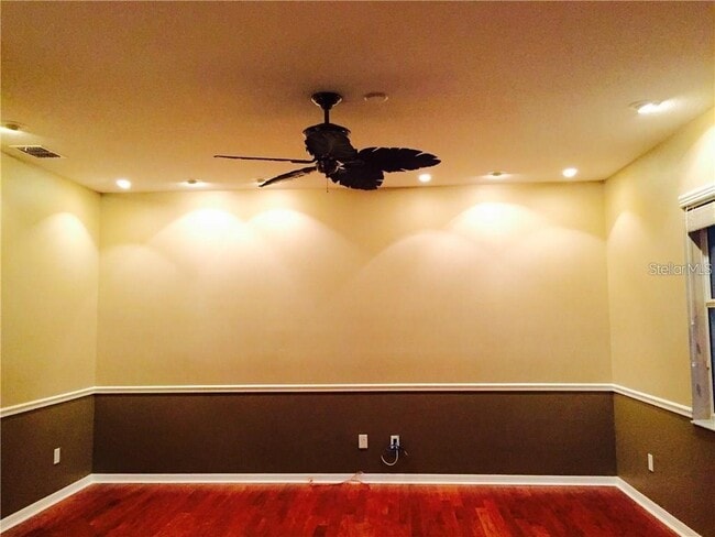 Photo - 1049 Priory Cir