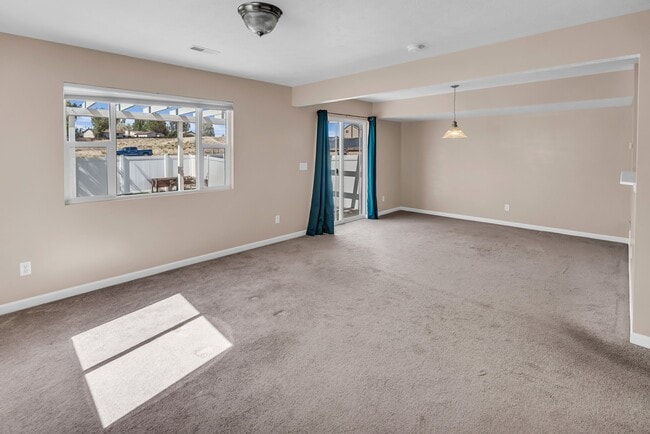 Photo - 2705 Cloud Ct